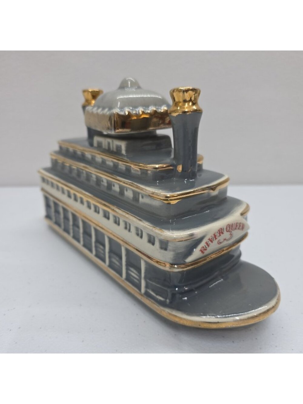 1964 Mississippi River Queen Paddle Boat Kentucky Whiskey Decanter Empty Vintage